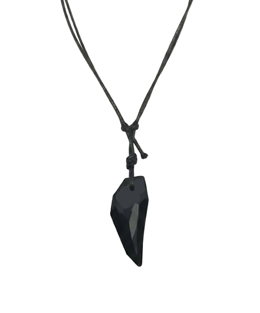 שרשרת אבן שחורה