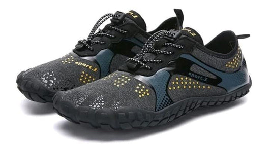 נעלי ים-נעלי גלישה