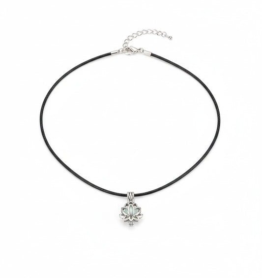 שרשרת תליון פרח ואבן